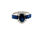 Anillo zafiro central oval y zafiros baggete con diamantes