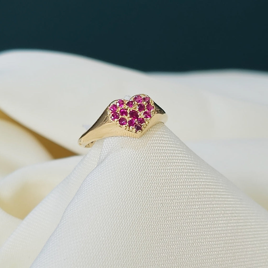 Anillo Love rubíes