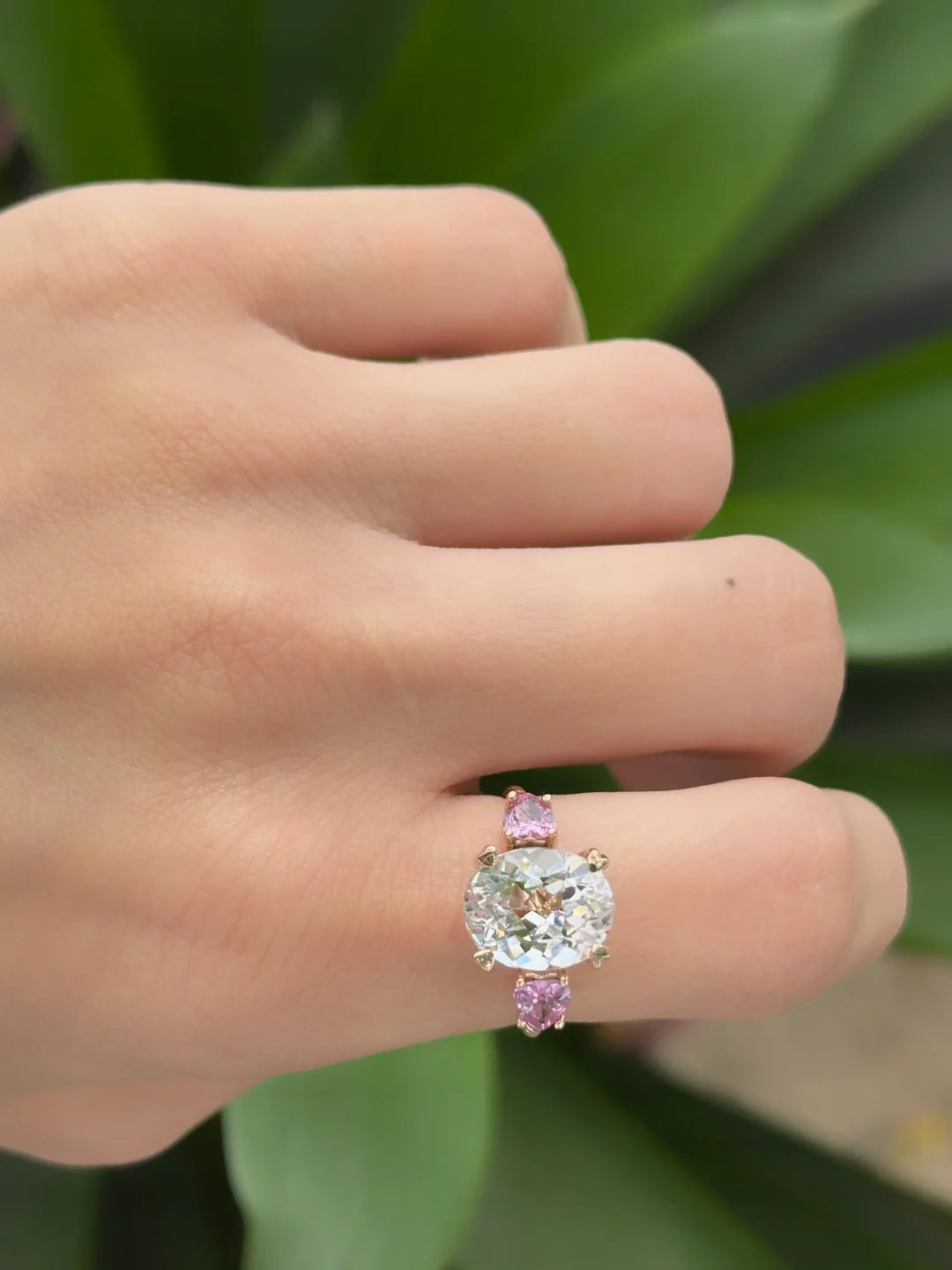 Anillo Love morganita con zafiros rosa