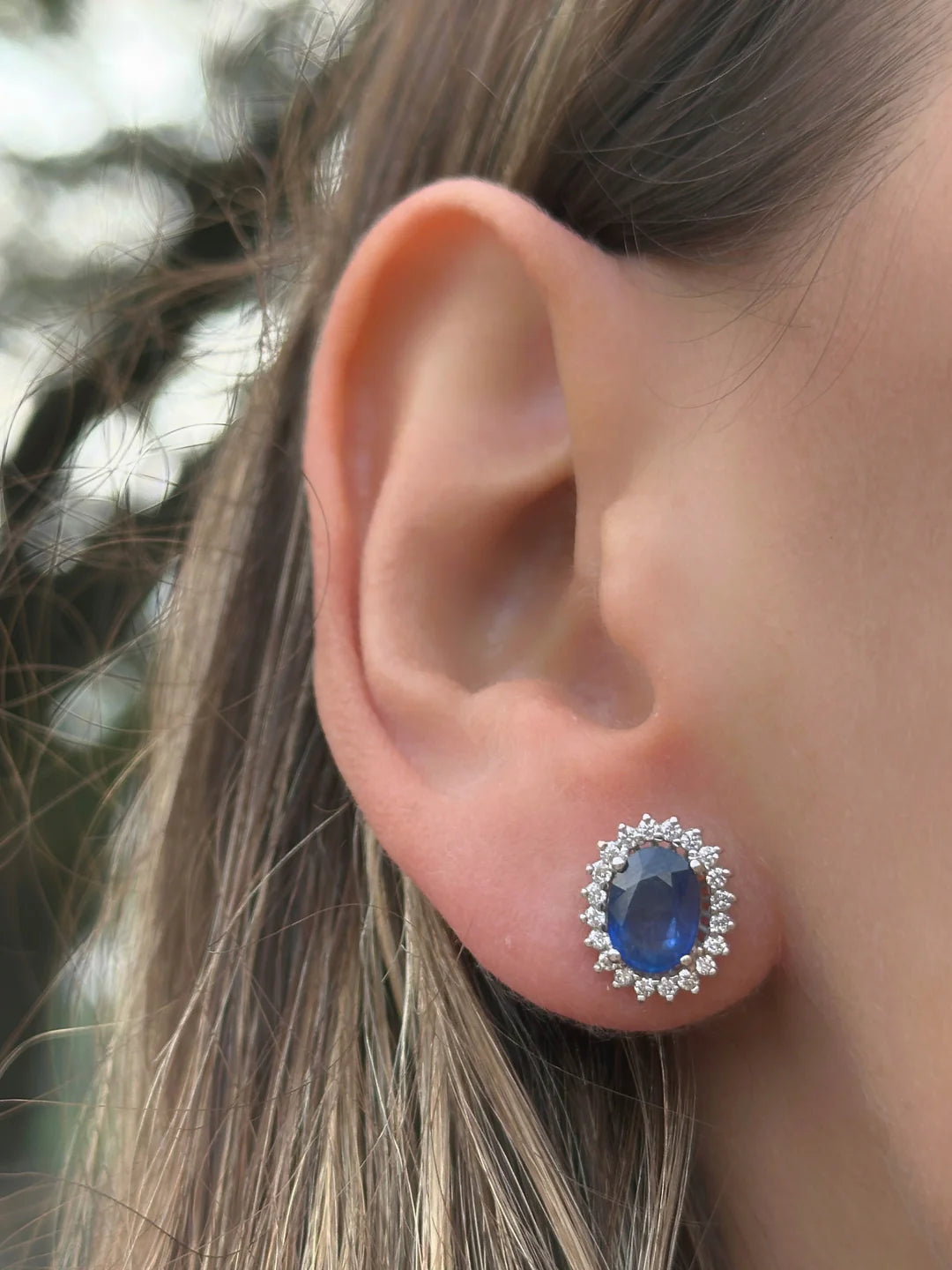 Aretes Antoniette zafiro azul grandes - Oro blanco