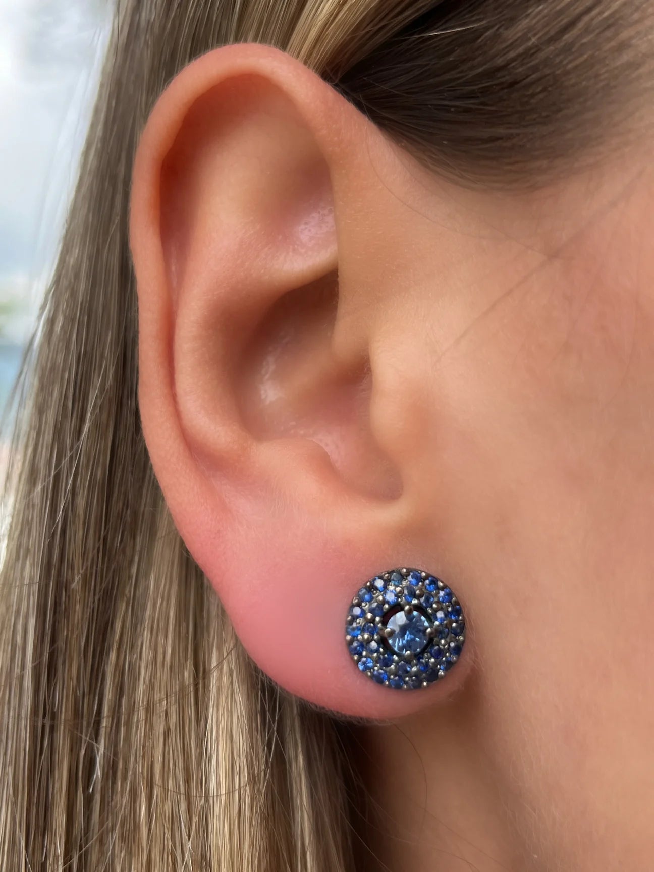 Aretes Saturno pequeño Zafiros azules.