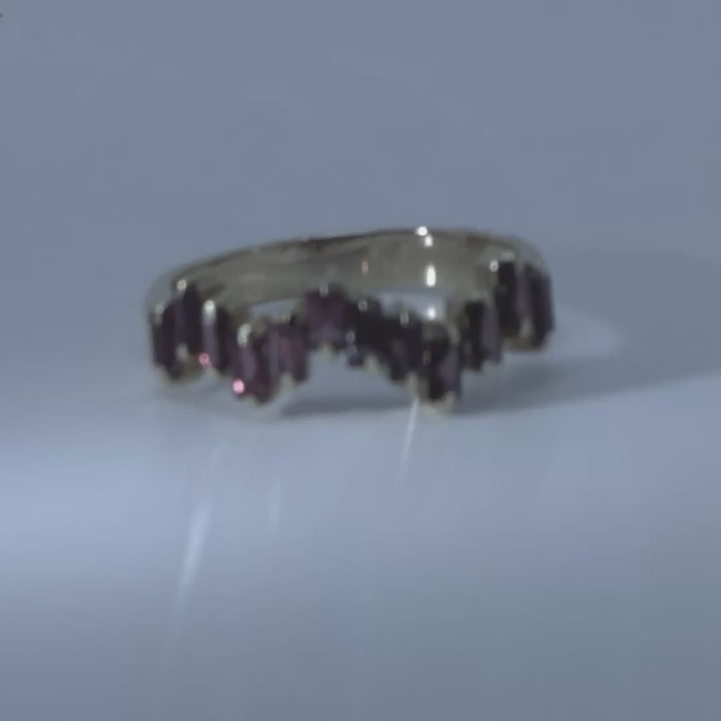 Anillo Crazy rubíes.